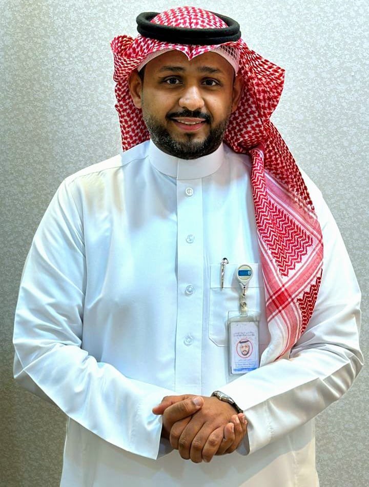 نجاح عملية الأستاذ محمد جعفري.. وامتنان للدكتور باسل حكمي على جهوده الطبية