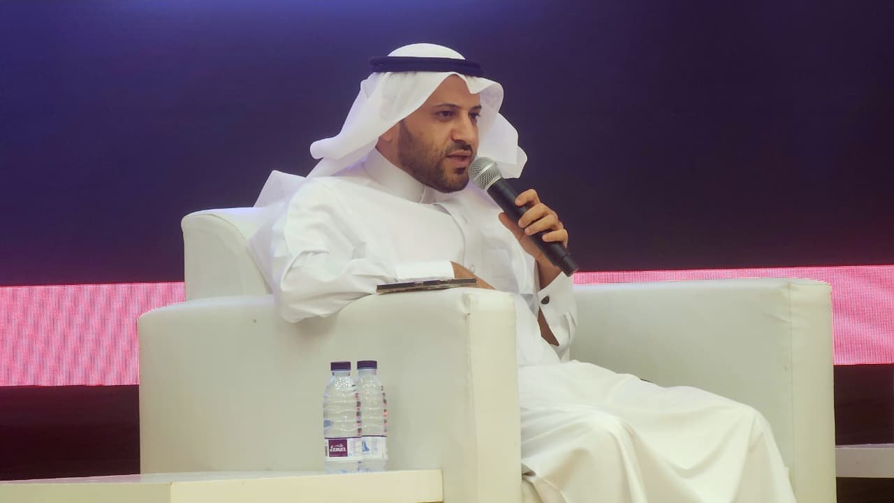 بيت الثقافة بجازان يناقش أهمية الدراسات الثقافية ودورها في تعزيز الوعي المجتمعي.