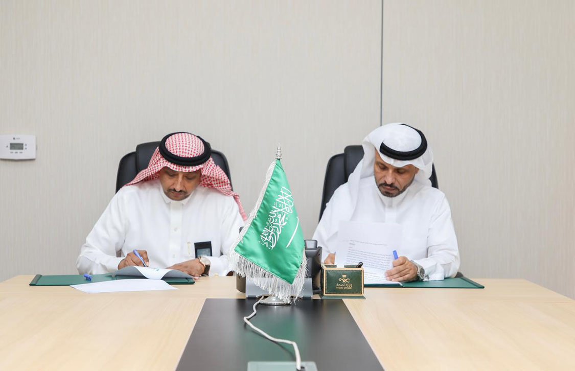 توقيع مذكرة تفاهم بين صحة جازان و كلية منار الجنوب