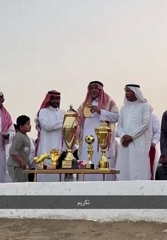 في عصر وفاء استثنائي.. أصدقاء السناري يتوج بكأس "الرجاء" على حساب القيادة بركلات الترجيح بحضور مشائخ وأعيان صبيا