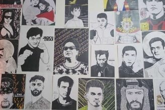 الفنان التشكيلي أحمد عقيل يحوّل منزله إلى معرض فني