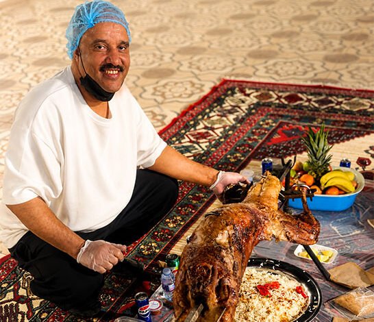 أحمد العبدلي… شغف سعودي يشعل الطريق بمطبخ متنقل