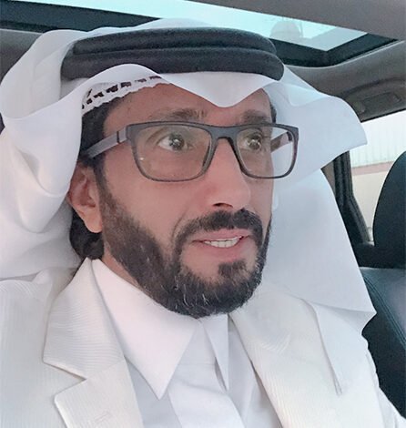 حين تتعانق الأرواح قبل الأيدي