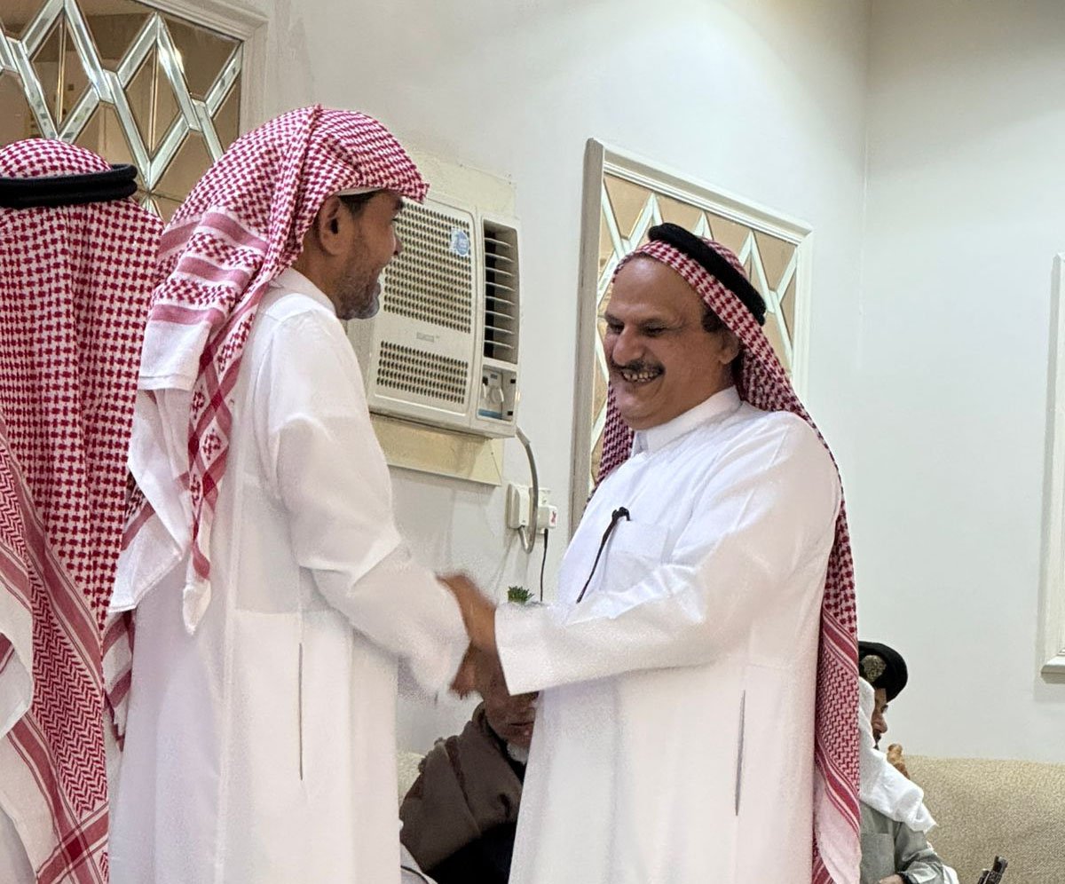 أقام ملتقى متقاعدي شرطة محافظة الداير بني مالك حفل معايدة بمناسبة عيد الأضحى المبارك، وذلك في استراحة حور بمحافظة