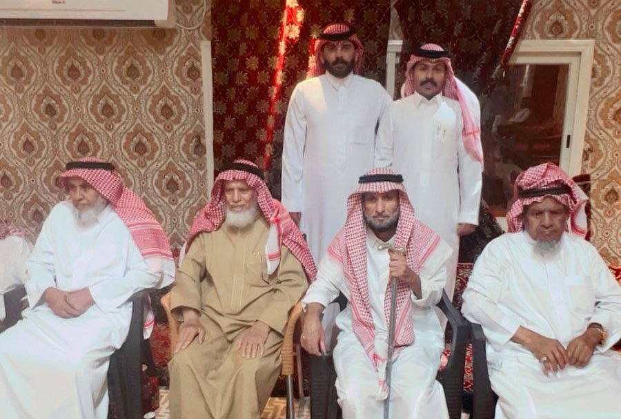 عيدية أبناء قبيلة الحكمي في خميس مشيط.. لقاء وفاء وانتماء