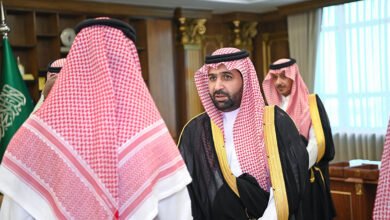 أمير منطقة جازان ونائبه يستقبلان وكلاء الإمارة ومنسوبيها بمناسبة عيد الأضحى .