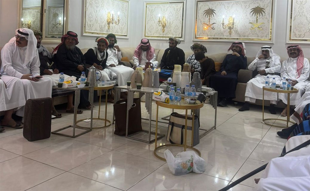 أقام ملتقى متقاعدي شرطة محافظة الداير بني مالك حفل معايدة بمناسبة عيد الأضحى المبارك، وذلك في استراحة حور بمحافظة