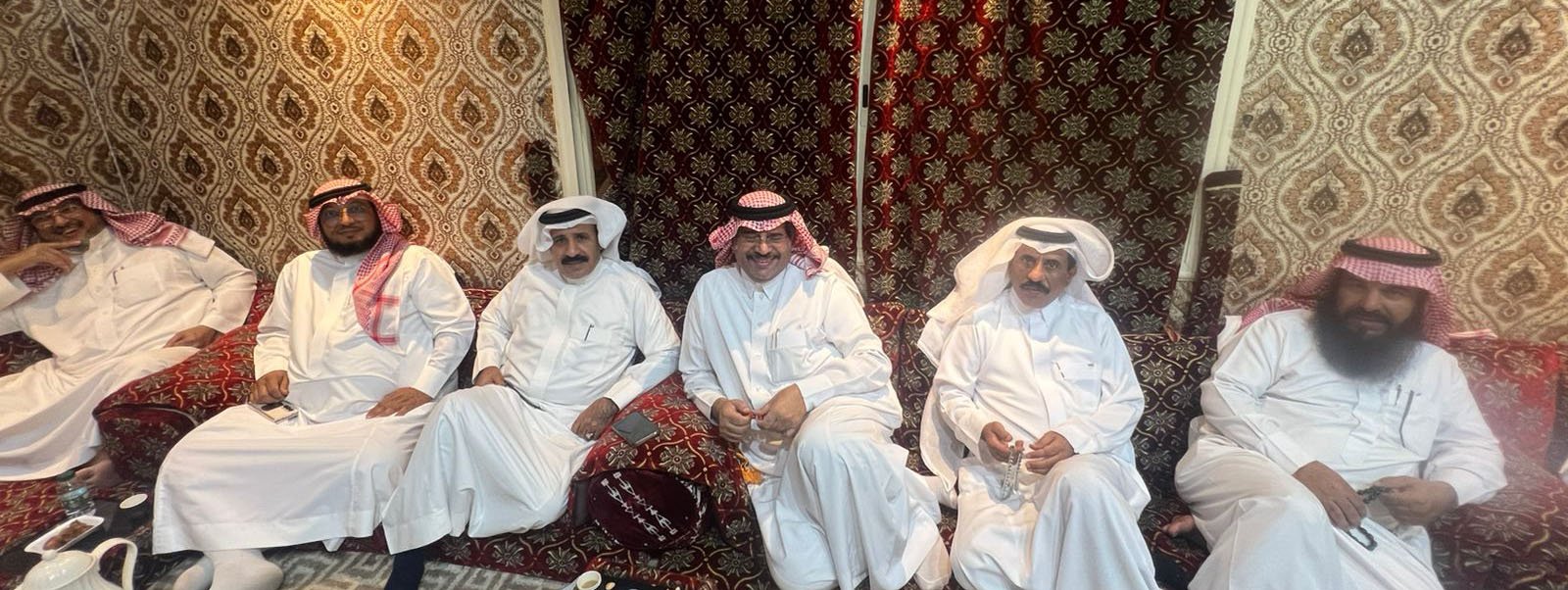 عيدية أبناء قبيلة الحكمي في خميس مشيط.. لقاء وفاء وانتماء