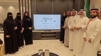 الظاهري يستقبل وفد نجوم السياحة لبحث شراكات نوعية تدعم التنمية السياحية والمجتمعية